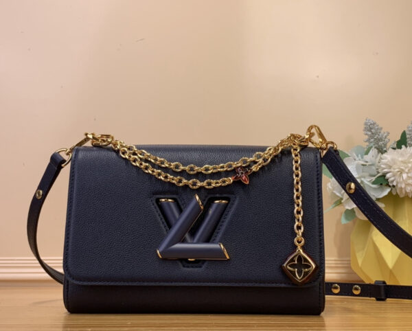 L*uis V*itton Purse - Image 9