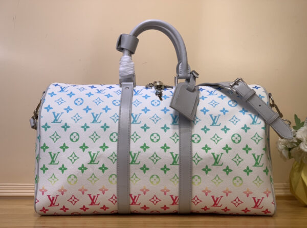 L*uis V*itton Travel Bag - Image 7