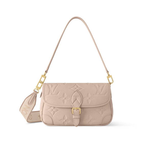 L*uis V*itton Purse - Image 6