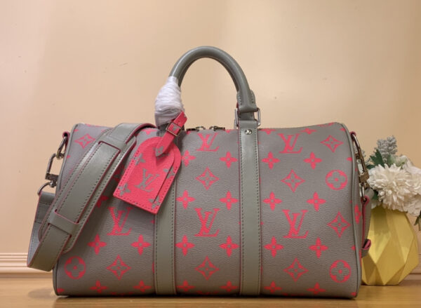 L*uis V*itton Travel Bag - Image 9