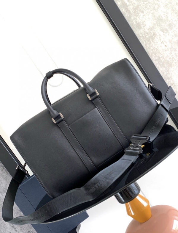 Di*r Travel Bag - Image 4