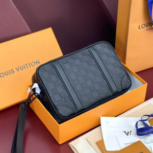 L*uis V*itton Shoulder Bag