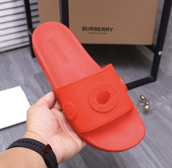 Burberr* Slides - Image 12